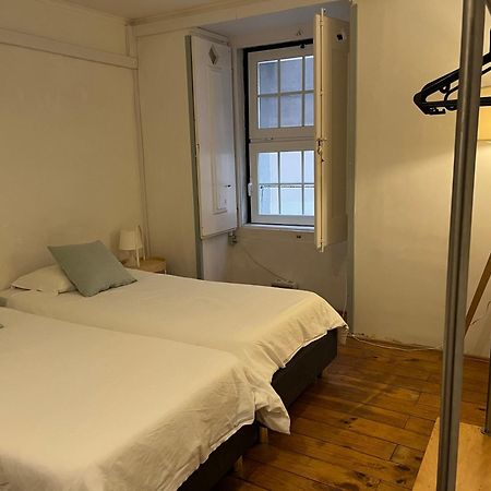 Alface Hall Hostel & Bar Lisboa Екстериор снимка