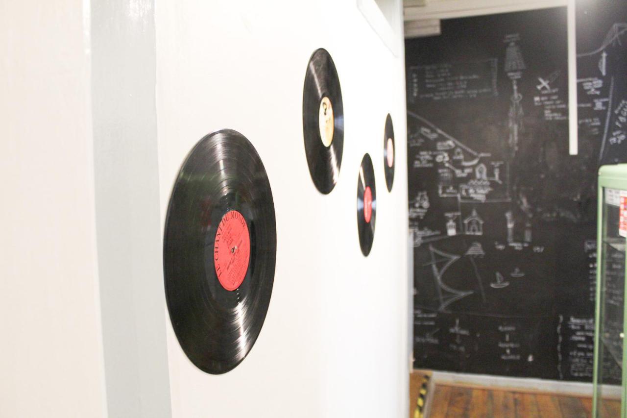 Alface Hall Hostel & Bar Lisboa Екстериор снимка