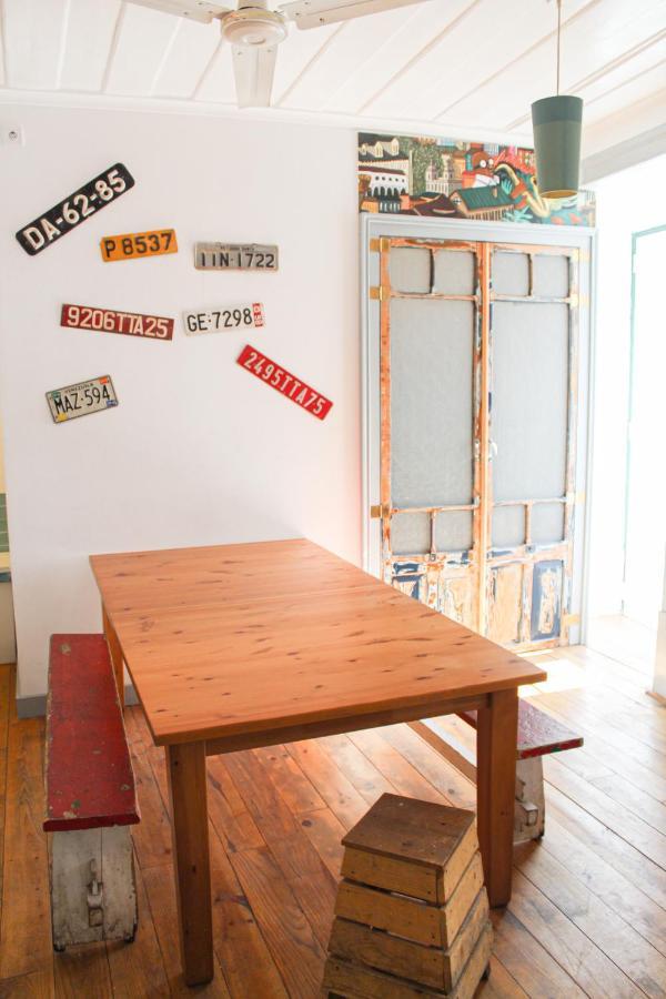 Alface Hall Hostel & Bar Lisboa Екстериор снимка