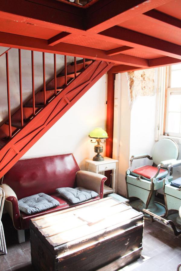 Alface Hall Hostel & Bar Lisboa Екстериор снимка