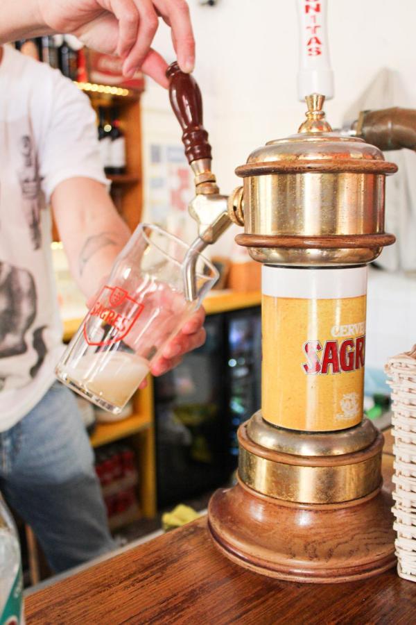 Alface Hall Hostel & Bar Lisboa Екстериор снимка