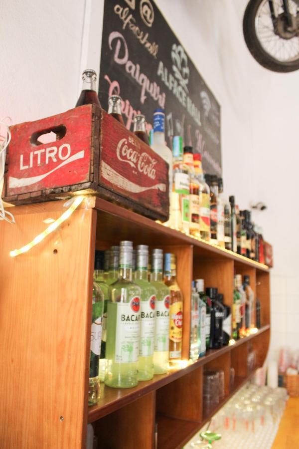 Alface Hall Hostel & Bar Lisboa Екстериор снимка