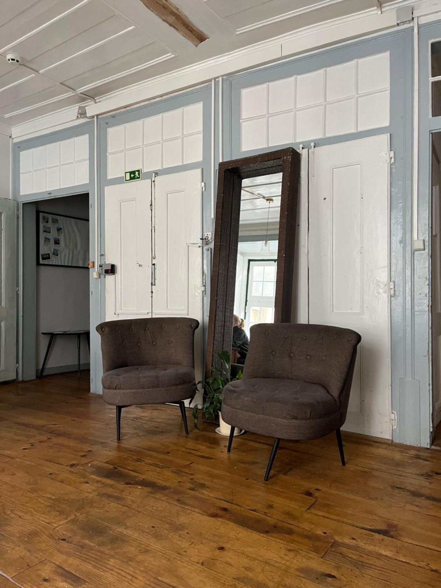 Alface Hall Hostel & Bar Lisboa Екстериор снимка